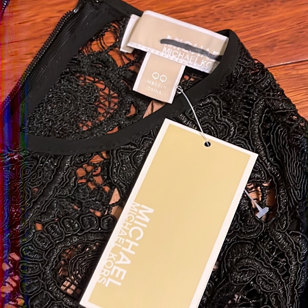 NWT MICHAEL Michael Kors Lace Dress. Size 00 - Picture 5 of 12